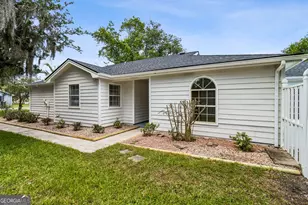 207 Cypress Dr, Kingsland, GA 31548 - Photo 1