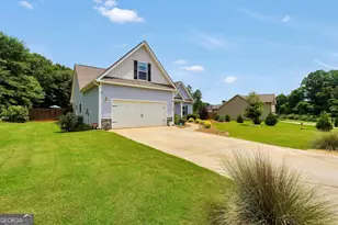 1003 Holliday Pass, Griffin, GA 30223 - Photo 3