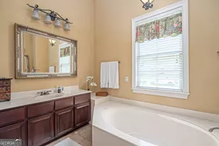 1 Cedar View Dr, Savannah, GA 31410 - Photo 29