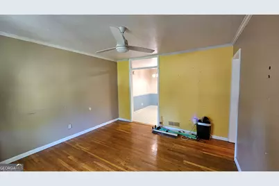 551 Wavelyn Way, Riverdale, GA 30274 - Photo 5