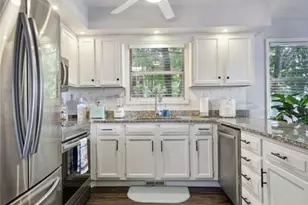 8470 Lake Dr, Snellville, GA 30039 - Photo 9