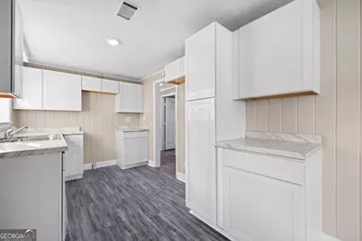 507 E 7th Avenue, Nashville, GA 31639 - Photo 19
