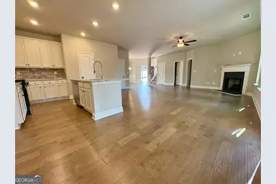 966 Lakeview Oaks Court #27-B, Grayson, GA 30017 - Photo 11