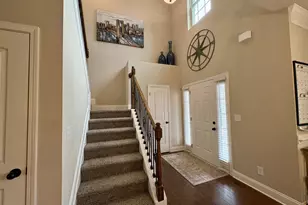 966 Lakeview Oaks Ct, Grayson, GA 30017 - Photo 5
