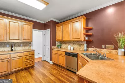 235 Lake Lillian Drive, Perry, GA 31069 - Photo 13
