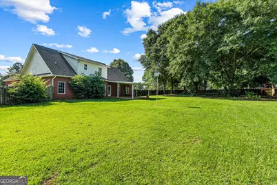 235 Lake Lillian Drive, Perry, GA 31069 - Photo 37