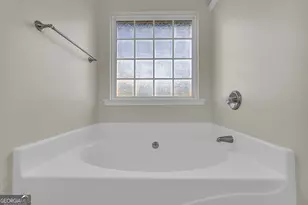 494 Bishop Ct, Commerce, GA 30529 - Photo 15