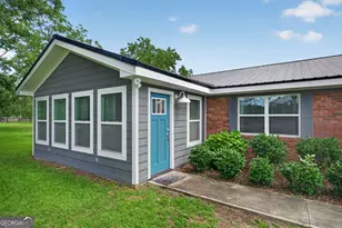 5349 Johnson Pl, Waycross, GA 31503 - Photo 3