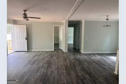 911 Harrison Road, Carrollton, GA 30117 - Photo 15