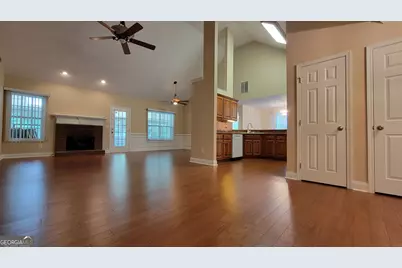 371 Summit Chase Drive, Jefferson, GA 30549 - Photo 7