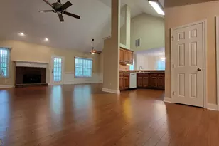 371 Summit Chase Dr, Jefferson, GA 30549 - Photo 7