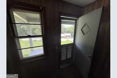 1621 Parker Drive NE, Conyers, GA 30012 - Photo 7
