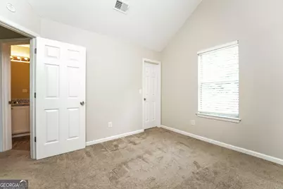 5336 E Shirewick Drive E, Lithonia, GA 30058 - Photo 13