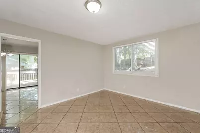 856 Betty Lane, Stone Mountain, GA 30083 - Photo 5