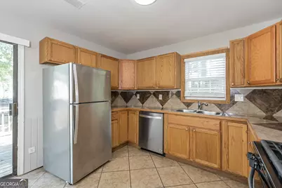 856 Betty Lane, Stone Mountain, GA 30083 - Photo 7
