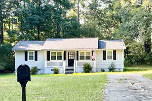 207 Custer Cir, Griffin, GA 30223 - Photo 1