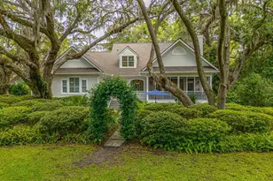 31 Tanglewood Rd, Saint Simons, GA 31522 - Photo 69