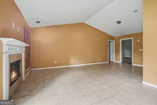 1727 Vauxhall Dr, Lithonia, GA 30058 - Photo 5