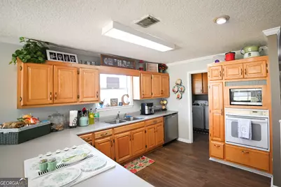 5625 Wooddell Drive, Waycross, GA 31503 - Photo 5