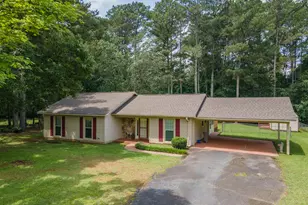 95 Beaver Run, Lagrange, GA 30241 - Photo 1