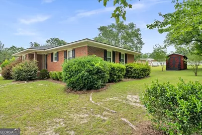 240 E Peter Street, Cochran, GA 31014 - Photo 13