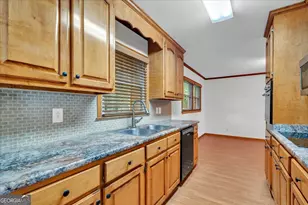 240 E Peter St, Cochran, GA 31014 - Photo 25
