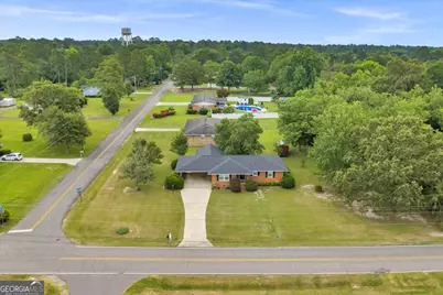 240 E Peter Street, Cochran, GA 31014 - Photo 11