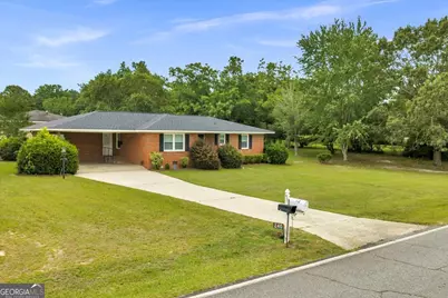 240 E Peter Street, Cochran, GA 31014 - Photo 3