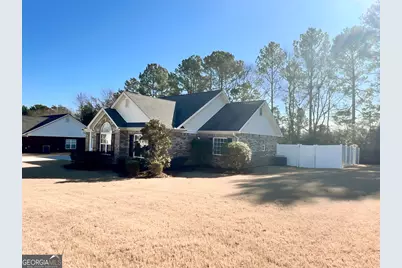 220 Brookstone Drive SW, Calhoun, GA 30701 - Photo 3
