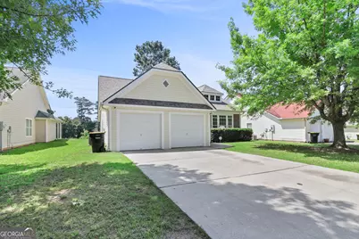 76 Camden Way, Fairburn, GA 30213 - Photo 3