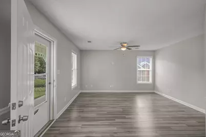 1509 N Hampton Court, Hampton, GA 30228 - Photo 7