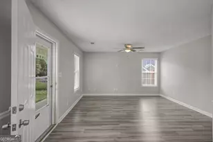 1509 N Hampton Ct, Hampton, GA 30228 - Photo 7