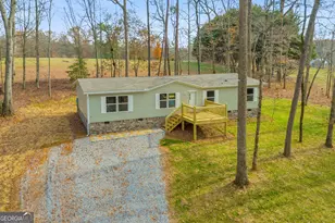 274 Montego Bay Trl, Clarkesville, GA 30523 - Photo 3