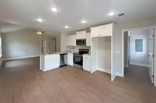 3923 Mosley Rd, Claxton, GA 30417 - Photo 3