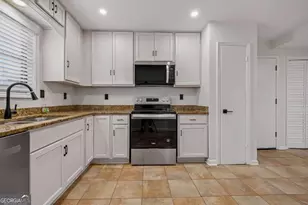 627 Ridge Ave, Stone Mountain, GA 30083 - Photo 13