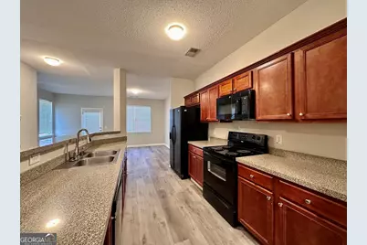 2042 Bayrose Circle # 42B, East Point, GA 30344 - Photo 5
