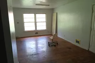 4842 Ridgewood Dr, Forest Park, GA 30297 - Photo 5