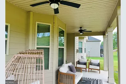 330 Darien Drive, Senoia, GA 30276 - Photo 9
