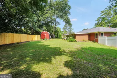 105 Pine Street, Barnesville, GA 30204 - Photo 31