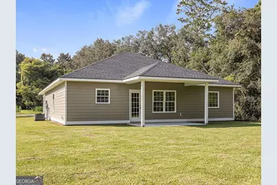 1002 Oglethorpe Lane, Darien, GA 31305 - Photo 3