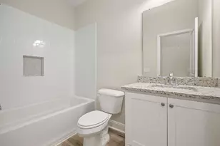 1002 Oglethorpe Ln, Darien, GA 31305 - Photo 9