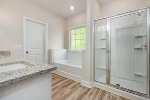 1002 Oglethorpe Ln, Darien, GA 31305 - Photo 13