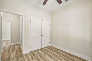 1002 Oglethorpe Ln, Darien, GA 31305 - Photo 11