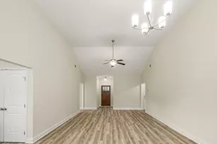 1002 Oglethorpe Ln, Darien, GA 31305 - Photo 7