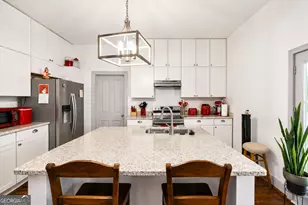 169 W Dykes St, Cochran, GA 31014 - Photo 3