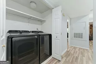 2893 Torreya Way SE, Marietta, GA 30067 - Photo 9