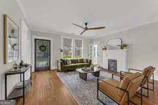 125 E 54th St, Savannah, GA 31405 - Photo 3