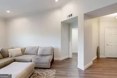 3275 Lenox Road NE #APT 413, Atlanta, GA 30324 - Photo 51