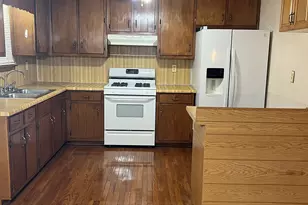 2060 Kimber Trail, Stone Mountain, GA 30088 - Photo 3