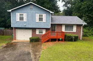 2060 Kimber Trail, Stone Mountain, GA 30088 - Photo 1